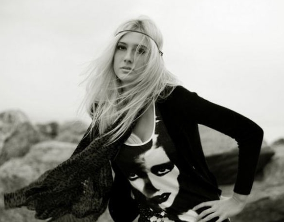 seyma subasi2-2d.jpg